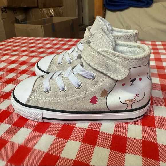 Converse Chuck Taylor All Star 1V Hi Winter Holidays Toddler size 8 - Picture 2 of 12
